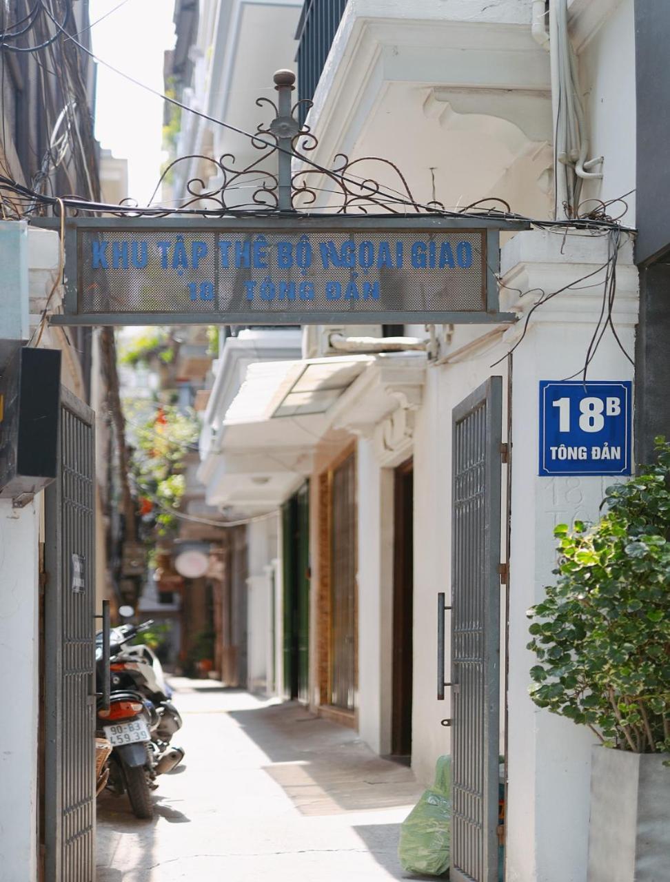 Rainbow Homestay - No 8 Alley 18B Tong Dan Hanoi Exterior photo