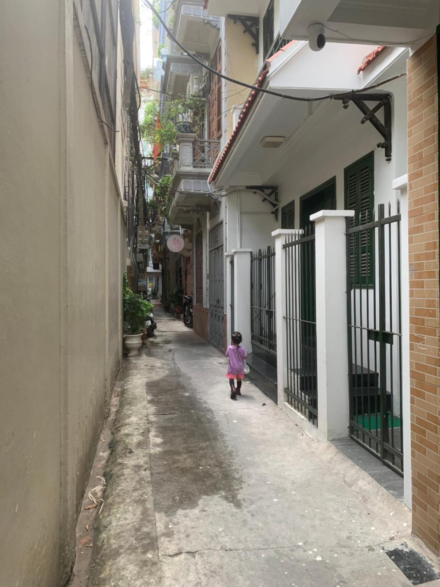 Rainbow Homestay - No 8 Alley 18B Tong Dan Hanoi Exterior photo
